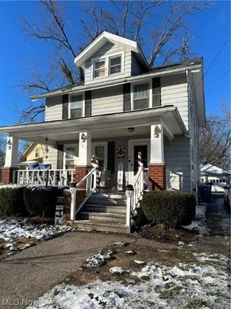 Buy this 2 bed house on 760 Oberlin Avenue in Lorain, OH 44052