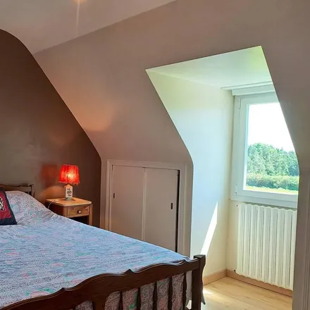 Rent this 3 bed house on Saint-Alban in Rue de l'Église, 22400 Saint-Alban