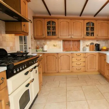 Image 7 - South Road, Corfe Mullen, BH21 3HY, United Kingdom - House for sale