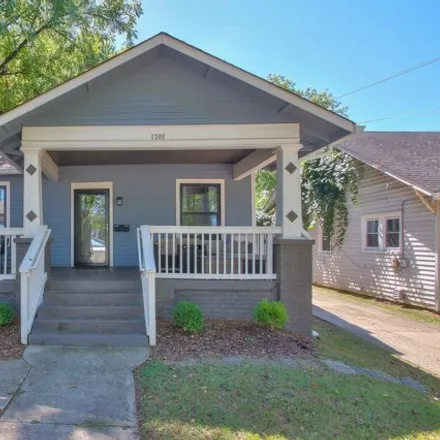 Rent this 4 bed house on 1306 Douglas Avenue in Nashville-Davidson, TN 37206