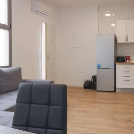 Rent this 3 bed apartment on Calle de Alfonso Gómez in 17, 28037 Madrid