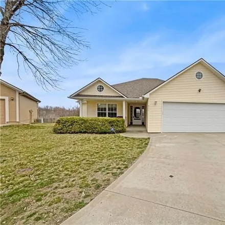 Buy this 2 bed house on 899 North Cloverdale Court in Independence, MO 64056