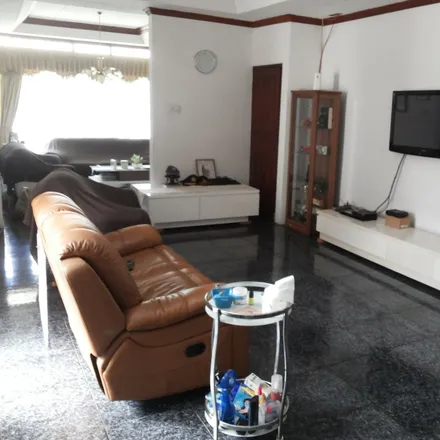 Rent this 1 bed house on Special Capital Region of Jakarta in Kayu Putih, ID