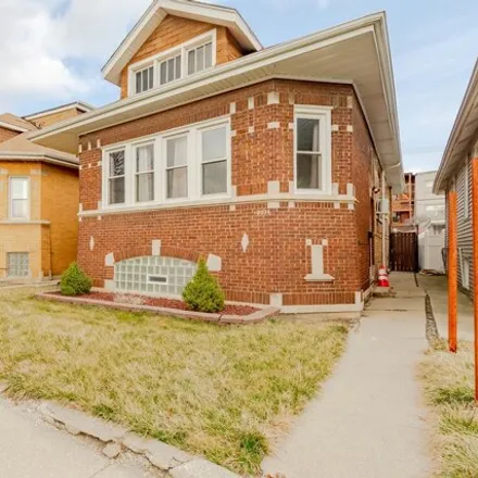 Buy this 3 bed house on 10131 South Calumet Avenue in Chicago, IL 60628