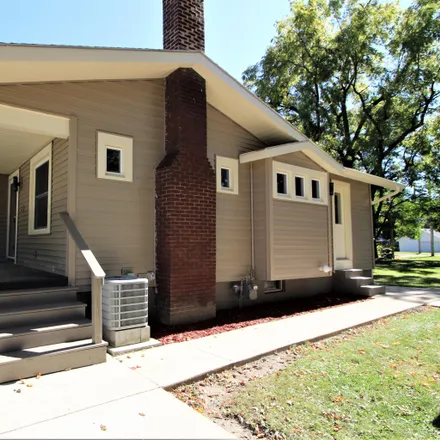 Buy this 2 bed house on 1317 Huron Street in Fort Wayne, IN 46808