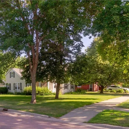 Image 4 - 502 North 4th Street, St. Peter, MN 56082, USA - House for sale