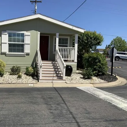 Buy this studio apartment on 87 Otsego Street in Oakley, CA 94561