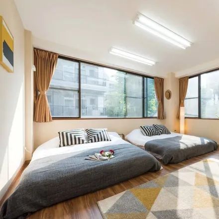 Rent this 2 bed apartment on Kita