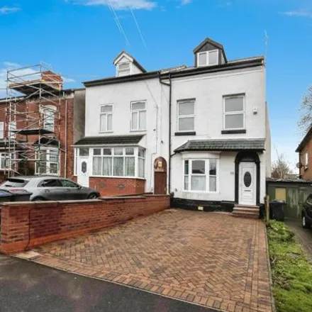 Buy this 4 bed duplex on Victoria Road in Stechford, B33 8AN