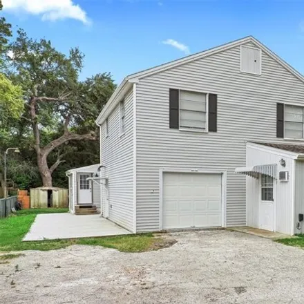 Buy this 3 bed house on 1517 Oak Street in La Marque, TX 77568