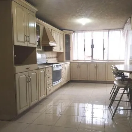 Rent this 4 bed house on Calle Francisco Fernández Treviño in Leones, 64460 Monterrey