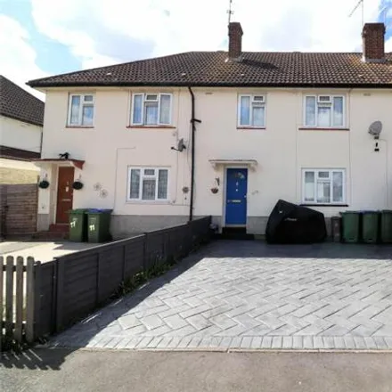 Buy this 3 bed townhouse on Page Crescent in London, DA8 2HJ