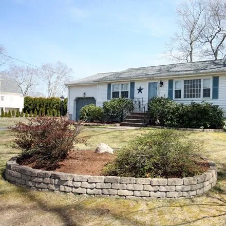 Image 3 - 72 Atlantic Drive, Fenwood, Old Saybrook, CT 06475, USA - House for rent