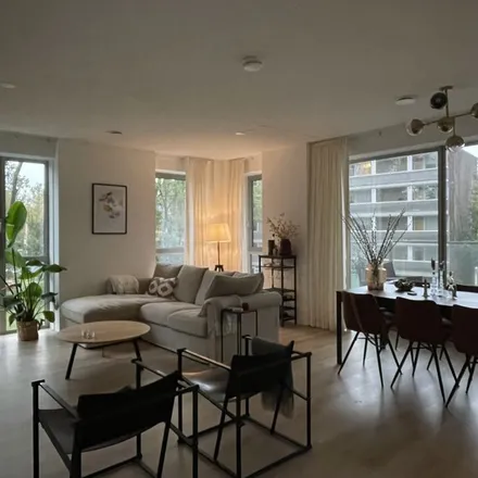 Rent this 4 bed apartment on Winklerlaan 363-51 in 3571 KE Utrecht, Netherlands