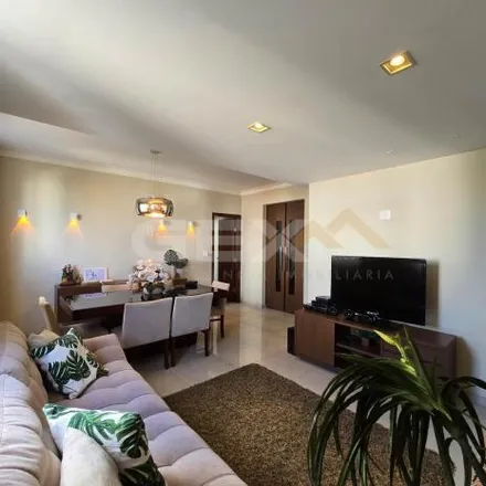 Buy this 3 bed apartment on Avenida Vinte e Um de Abril in Divinópolis - MG, 35500-074