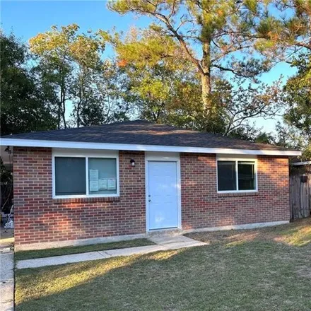 Rent this 3 bed house on Oriole Drive in Audubon Place Plaza, Slidell