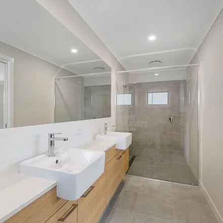 Image 5 - Manikato Way, Port Macquarie NSW 2444, Australia - Apartment for rent
