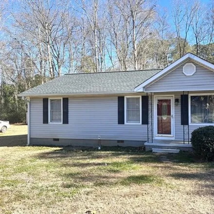 Buy this 3 bed house on 106 King Arthur Dr in Lagrange, Georgia