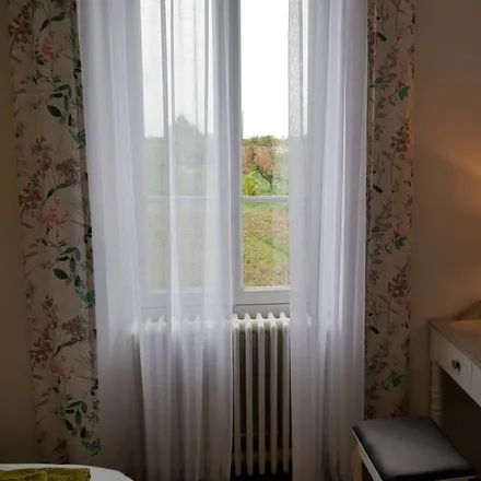 Rent this 3 bed townhouse on Mareau-aux-Prés in Loiret, France