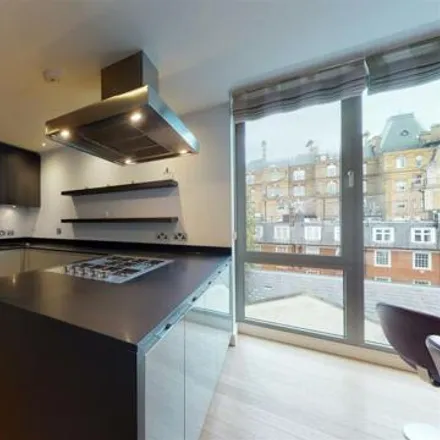 Image 8 - Montrose House, Headfort Place, London, SW1X 7DH, United Kingdom - Apartment for sale