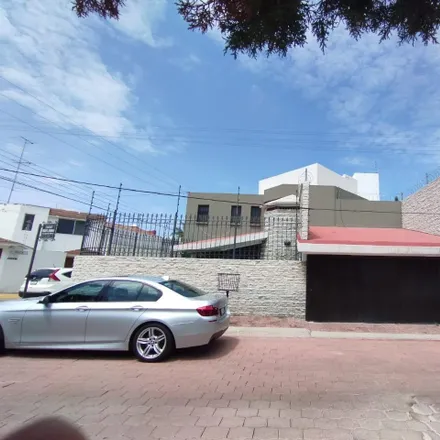 Rent this studio house on Calle Juan Caballero y Ocio 290 in Delegación Centro Histórico, 76020 Querétaro