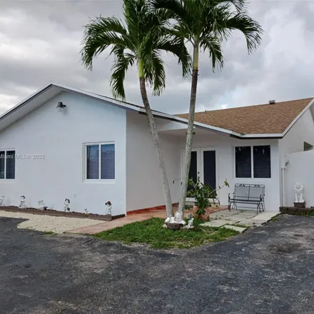 Image 3 - 1622 Southwest 137th Place, Miami-Dade County, FL 33175, USA - House for sale