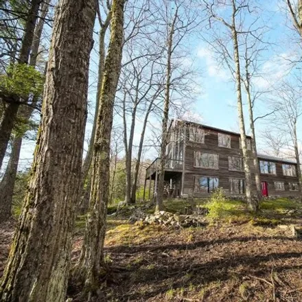 Buy this 5 bed house on Seneca Creek Road in Hinesburg, Chittenden County