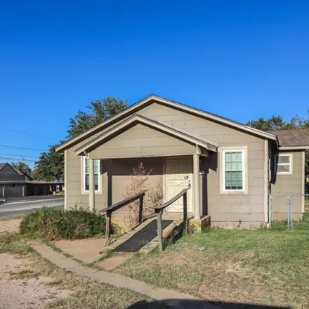 Buy this 2 bed house on West 10th Street in Big Spring, TX 79720