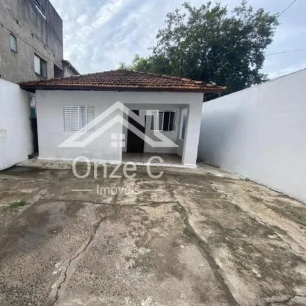 Rent this 2 bed house on Rua Dona Tecla 443 in Picanço, Guarulhos - SP