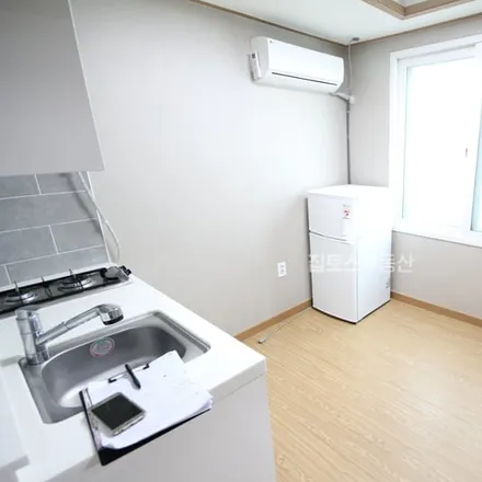 Rent this studio apartment on 서울특별시 강남구 역삼동 681-24