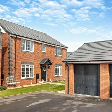 Buy this 4 bed house on unnamed road in Stourport-on-Severn, DY13 8PB