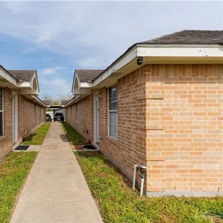 Image 4 - 726 West Bronze Drive, Thrasher Terrace Colonia, Pharr, TX 78577, USA - House for sale
