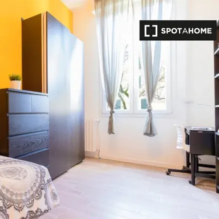 Rent this 8 bed room on Via Orfeo 27/2 in 40124 Bologna BO, Italy