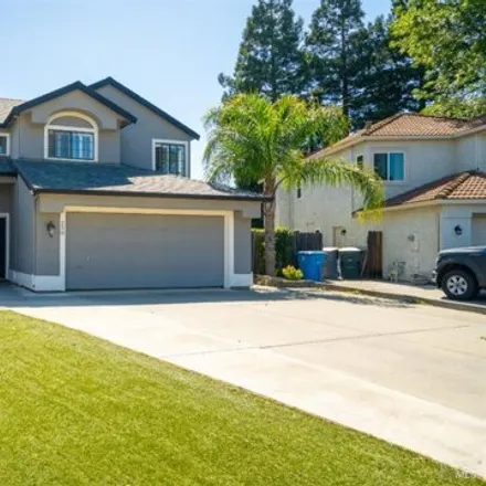 Buy this 4 bed house on 201 Rosita Court in Vacaville, CA 95687