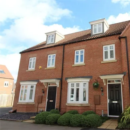 Rent this 3 bed townhouse on unnamed road in Market Harborough, LE16 9JA