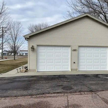 Image 2 - East Hurst Avenue, Mitchell, SD 57301, USA - Apartment for sale