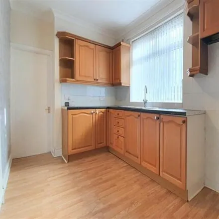 Image 5 - Scarborough Street, Thornaby-on-Tees, TS17 6HR, United Kingdom - Townhouse for sale