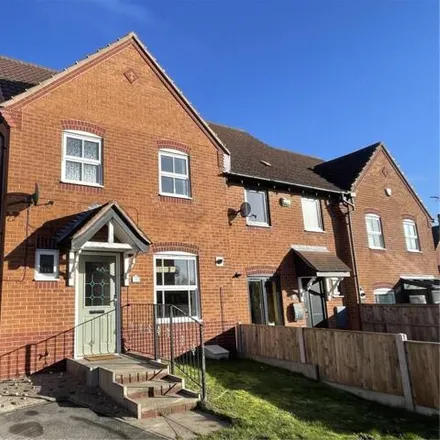 Rent this 3 bed townhouse on unnamed road in Mansfield Woodhouse, NG19 9DY