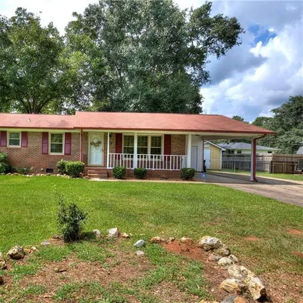 Buy this 3 bed house on 517 North College Drive in Cedartown, GA 30125