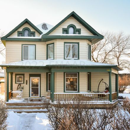Rent this 5 bed house on 2nd St NE in Barnesville, MN