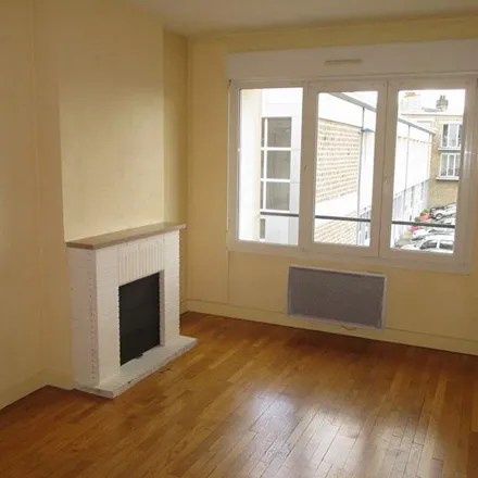 Rent this 1 bed apartment on Supplay Vire in Avenue du Général Leclerc, 14500 Vire