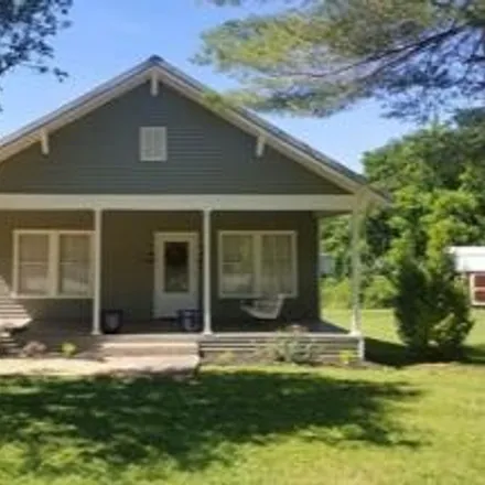 Buy this 3 bed house on 803 Gordon Street in Chickamauga, Walker County