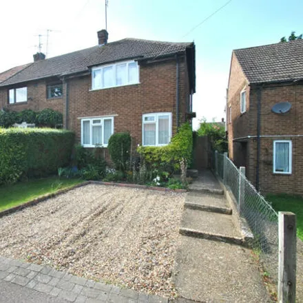 Buy this 3 bed house on Hallmead in North Hertfordshire, SG6 4BD