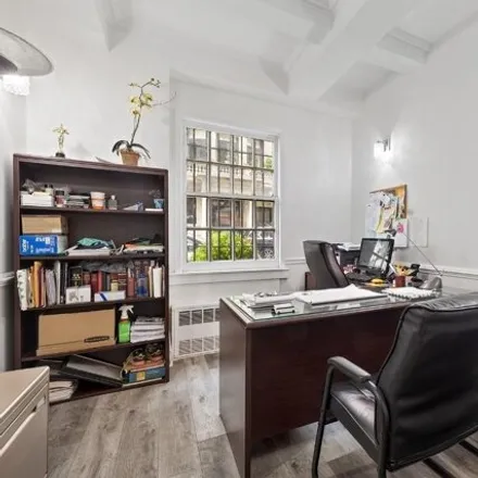 Image 4 - 4 East 88th Street, New York, NY 10128, USA - Apartment for sale