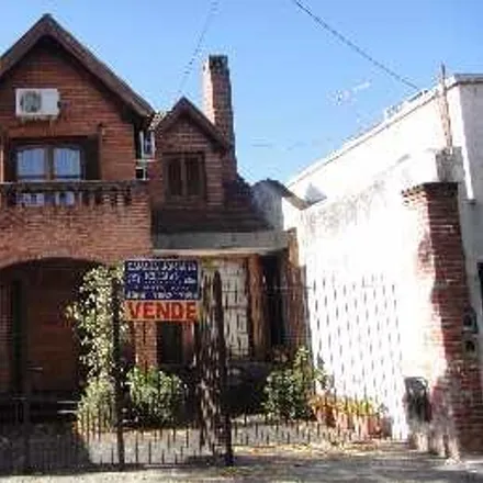 Buy this 3 bed house on Aristóbulo del Valle 529 in Quilmes Este, 1877 Quilmes