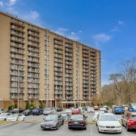 Buy this 1 bed condo on 6100 Westchester Park Drive in College Park Estates, MD 20052