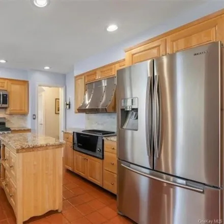 Image 7 - 4 Livingston Road, Wilmot Woods, City of New Rochelle, NY 10583, USA - House for sale