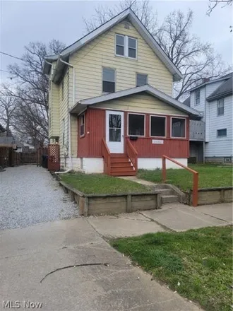 Rent this 3 bed house on 1107 West Wilbeth Road in Akron, OH 44314