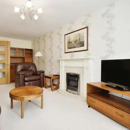 Image 7 - Windsor House, Holts View, Sheffield, S7 2AE, United Kingdom - House for sale