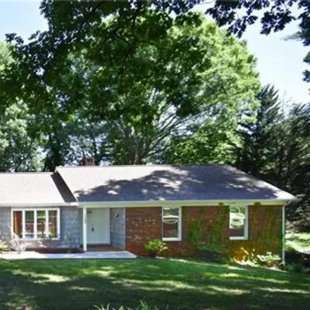 Buy this 3 bed house on 265 E Magnolia Rd in North Wilkesboro, North Carolina